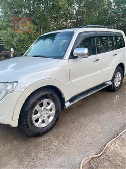 ميتسوبيشي باجيرو